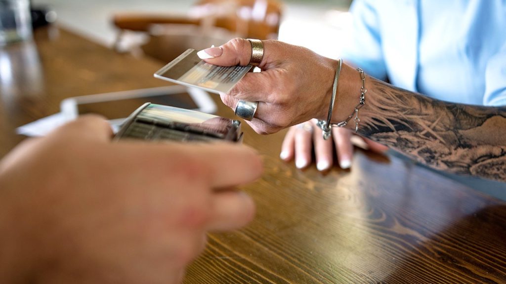 How To Use The OpenSky Secured Visa Credit Card